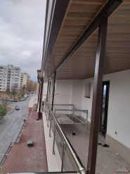 Остъкляване на тераса и изграждане на навеси | АЙ ПИ ЕМ БИЛД
